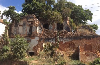 An example of the vernacular 'stonetown' architecture in Pangani